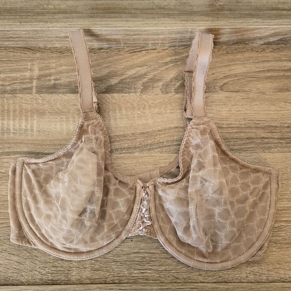 Wacoal Nude Lace Unpadded Bra